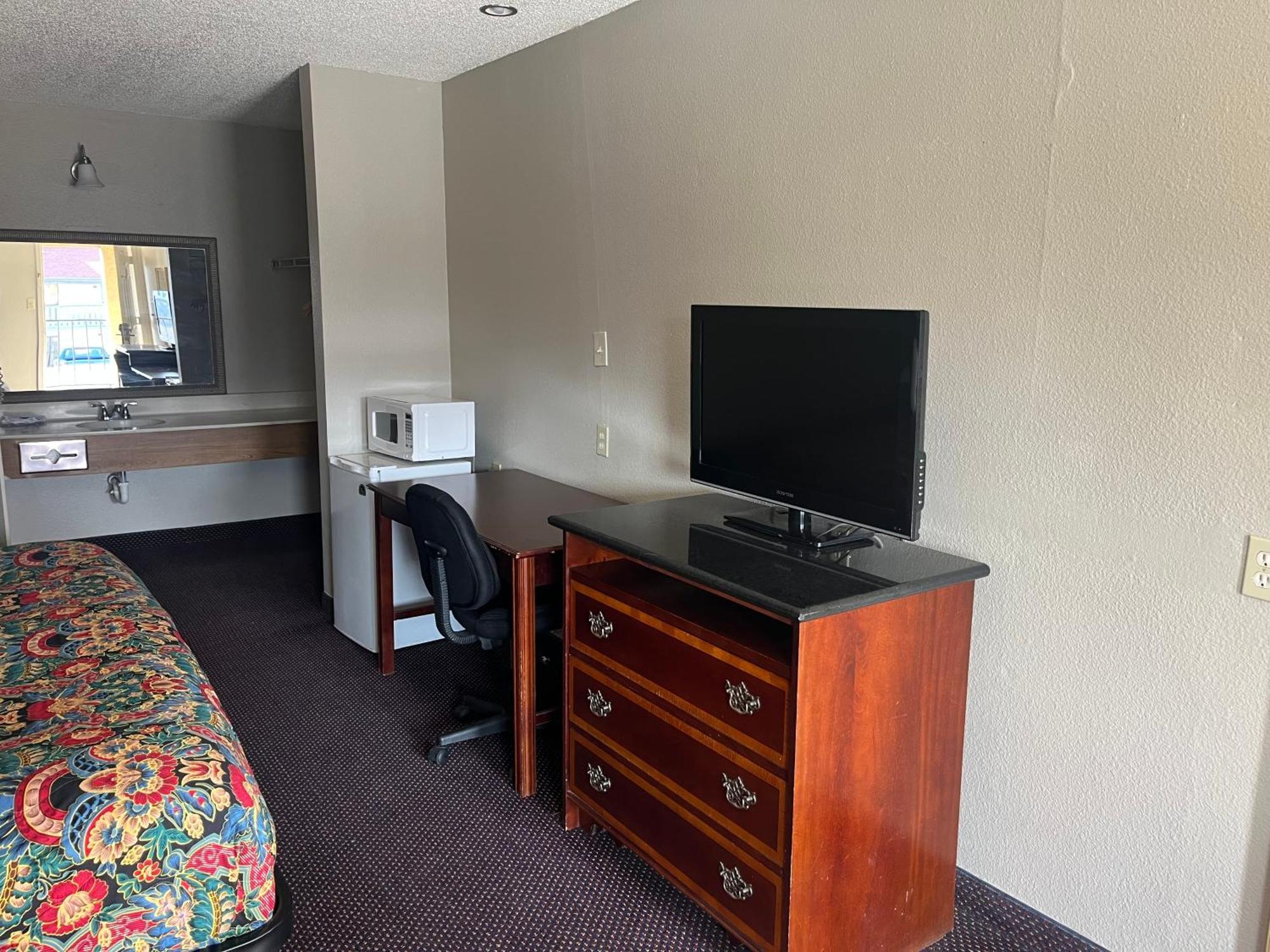 Hallmark Inn And Suites San Antonio Exterior photo